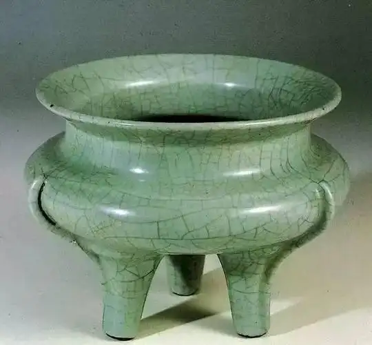 香港福义国际:宋代官窑青瓷赏析,征集送拍热线