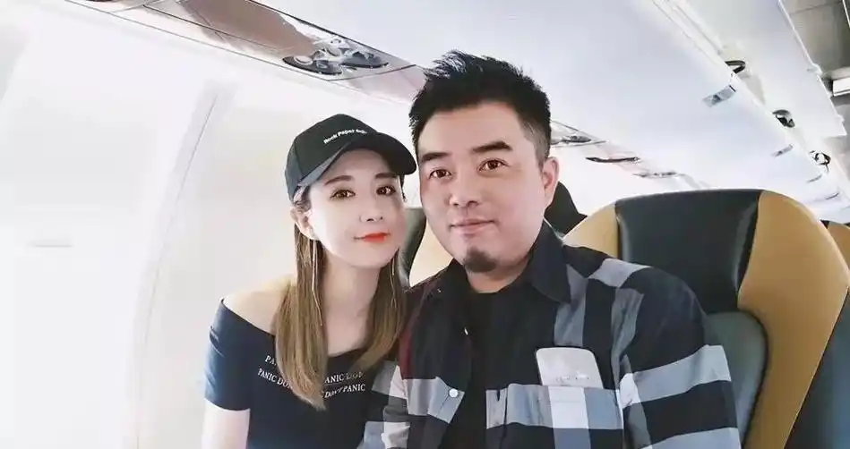 远超张大奕秒杀李佳琦这个一夜能赚一套房的女主播是怎么做到的