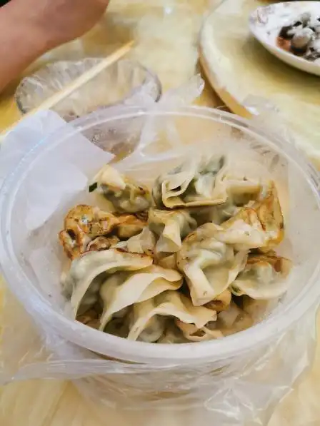 老塘中饺子(塘下店)-"半夜饿坏了 随意点的外卖 吃了一口立马复.