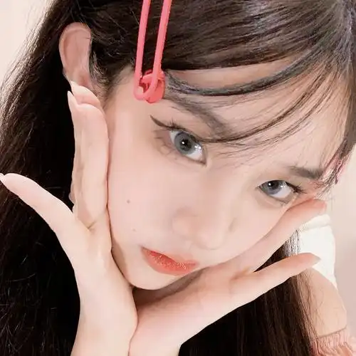 冷酷可爱女生头像