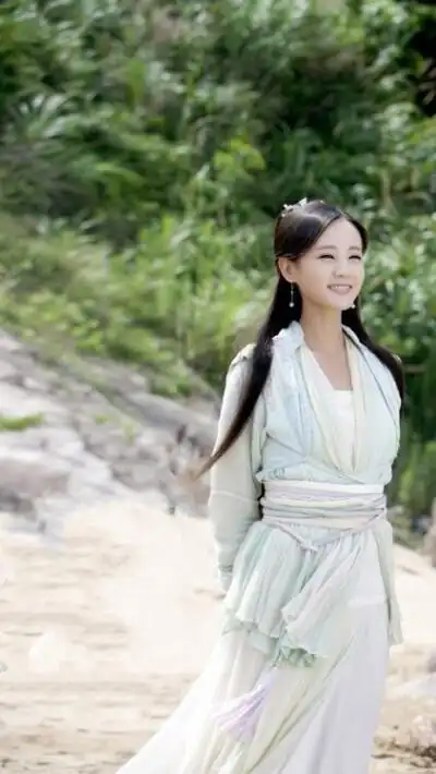 射雕英雄传 黄蓉 李一桐