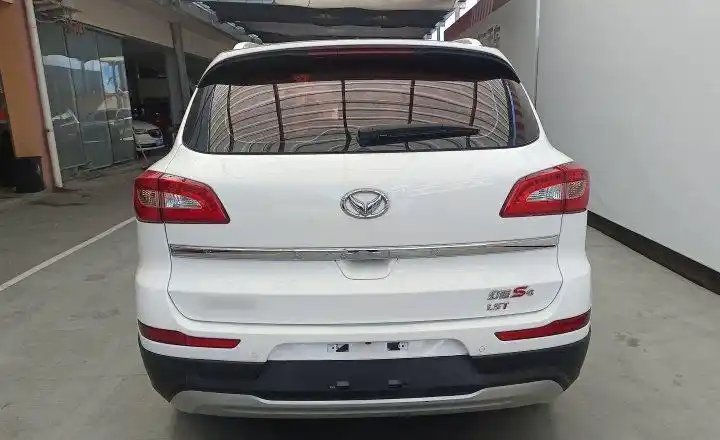 北汽幻速s6 2017款 1.5t cvt尊享型