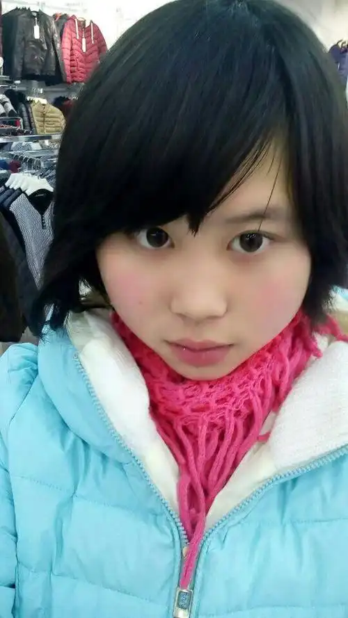 15岁女生衣服穿哪个码的?