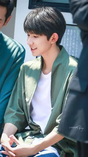 王源oppo微电影拍摄/2017 《奇怪名宿》