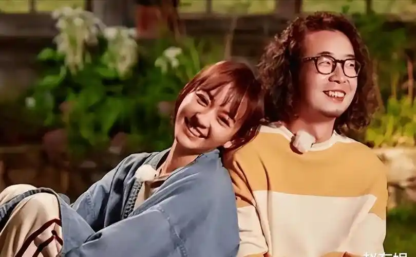 一个吻就大喊内裤湿了,直言与前男友就像"换妻俱乐部"_陈意涵_许富翔