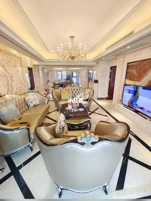 世茂御龙湾豪宅大平层