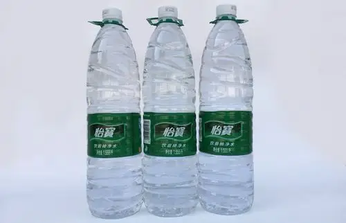 怡宝瓶装饮用纯净水 箱装1.555升瓶装怡宝纯净水批发 可发物流