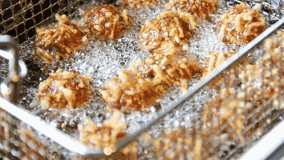 牛肉赋予口感自制的匠心过程使得这份丸子成为宠儿油炸鲜腐竹油炸腐竹