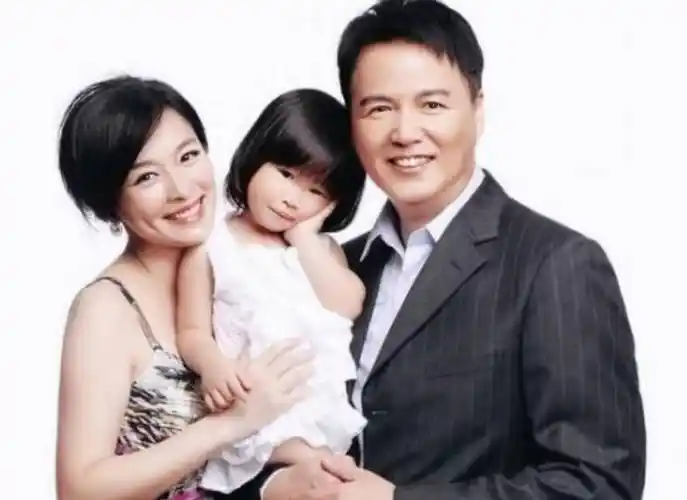 20岁为爱嫁给林瑞阳,被张庭抢走老公,多次身亡未遂被切除食管_感觉