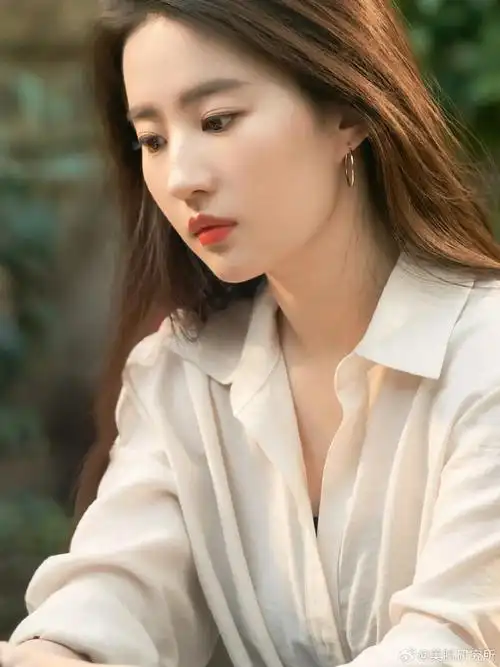 #美妆v赏##妆造##刘亦菲#