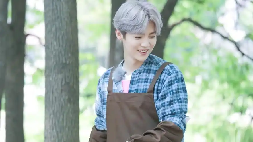 鹿晗明星小鲜肉明星风尚壁纸2