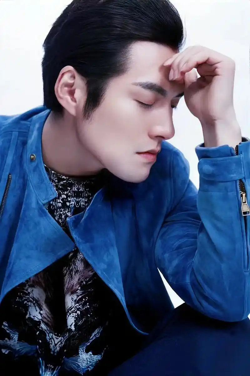 帅.好帅好撩 #严屹宽 好帅 - 抖音