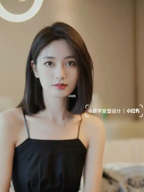 中发女生 春夏一定要尝试的烫发7315简约温柔显气质 北京烫发