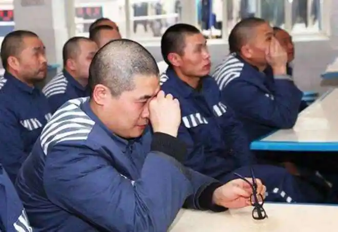 犯罪入狱18年, 刑满释放后是什么感觉? 无期徒刑囚犯一句话告诉你答案