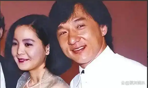 和成龙在一起过的3位女星,个个性感迷人,是玩玩而已还是真爱?
