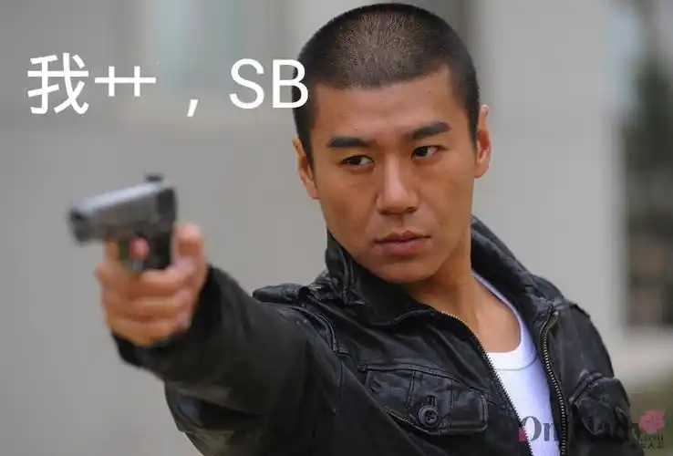 这个演员叫什么名字?