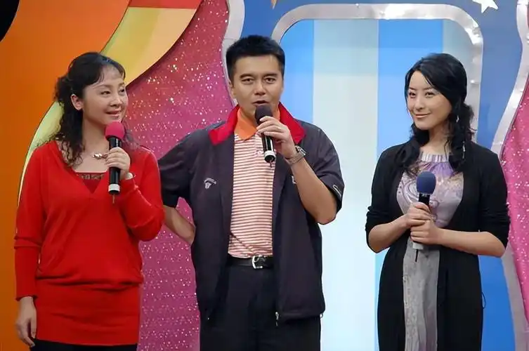 回顾王新军家人相继离世如今的我不敢老去还要照顾老母亲