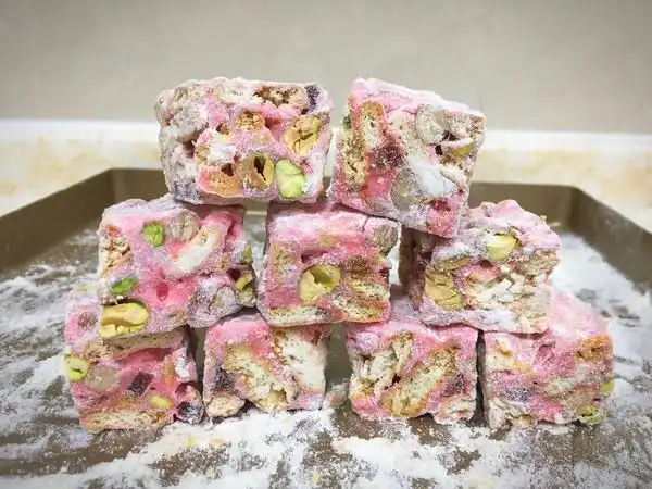 cr-r做的《tinrry下午茶》教你做三色雪花酥(雪q饼)