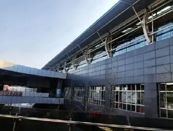 金地嘉悦湾周边有嘉闵线(在建)嘉戬公路站,直线距离仅约600米,待嘉闵