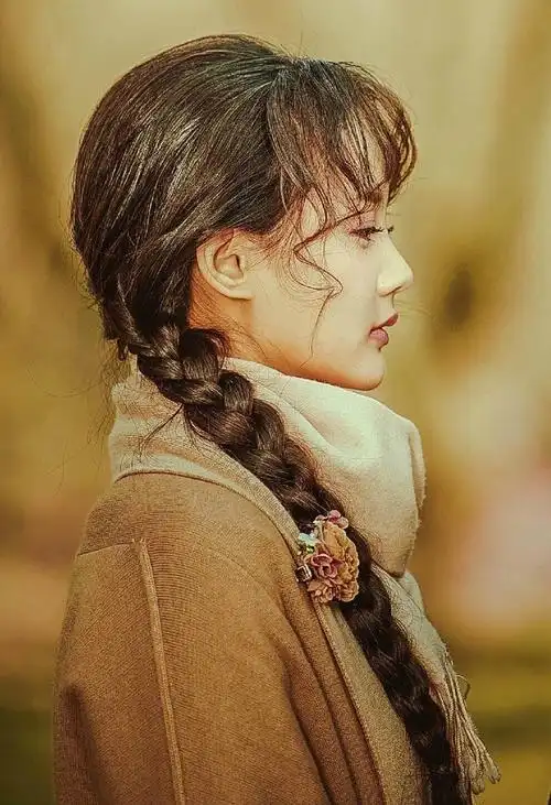 李一桐饰演半妖倾城聂倾城