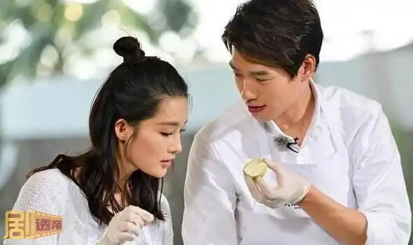 2,李沁和魏大勋参加的是《我们相爱吧》第二季,当时两人在节目中有