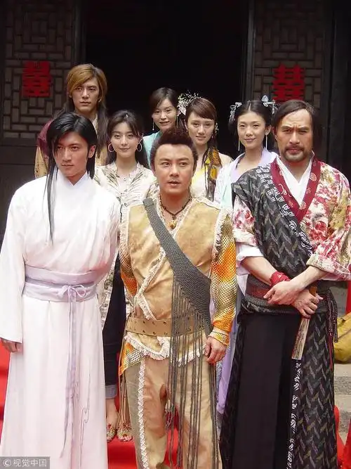 《绝代双骄》50多年九个版本 双骄胡一天和陈哲远能十全十美吗?