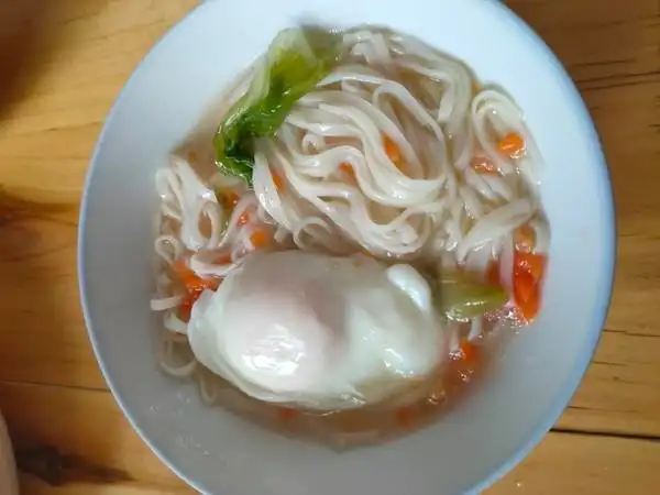 (快手鸡蛋汤面)面条首页登录注册作品动态菜单查看全部分类百香果8