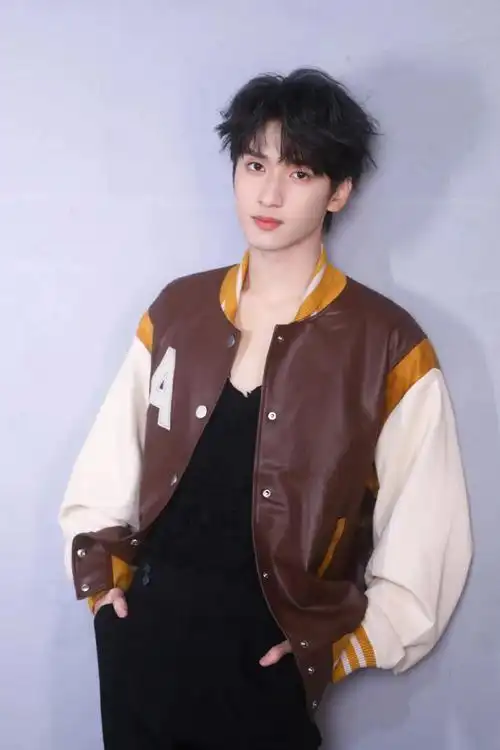 严浩翔tnt广播站