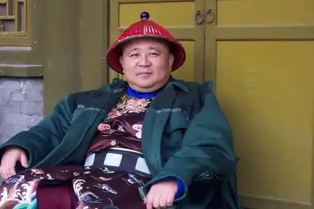 《一帘幽梦》开拍 梁冠华演太监乐在其中(组图)