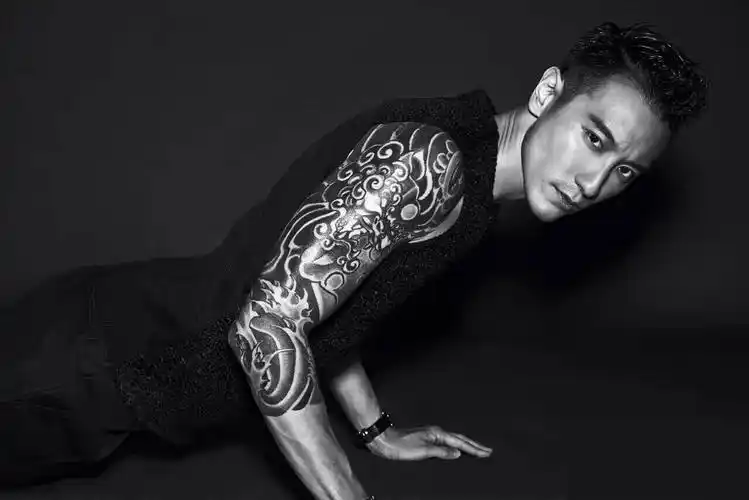 一只花臂纹身价值竟堪比汽车温州7位刺青师揭秘身体的故事