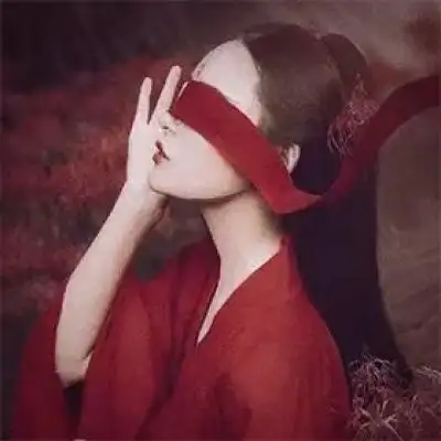 古风图片女生嫁衣头像高清好看红色的古风嫁衣头像真人图片