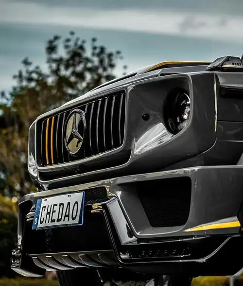 奔驰大g改装是一种独特而令人振奋的汽车定制方案,它能将这款豪华suv