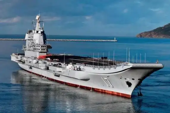 看着山东舰印度海军只有羡慕的份儿强行拨款准备第三艘航母