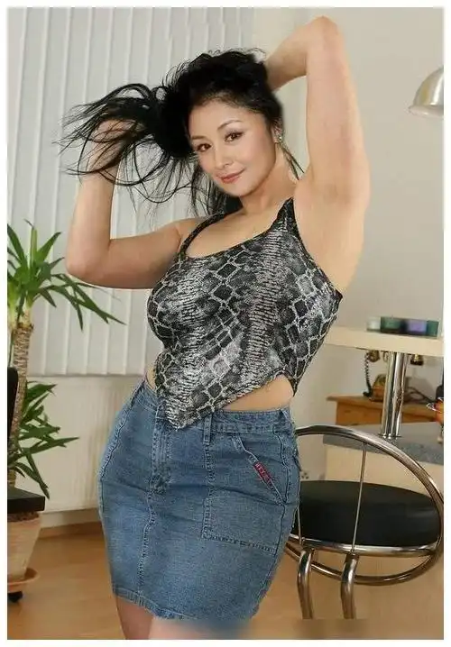 没想到,谢大脚年轻时好漂亮!她真的是赵本山的小姨子吗?