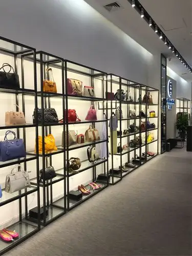 呼市最大奢侈品集合店开业啦,众多品牌1--3折起