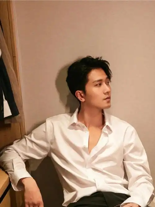 彭冠英好帅我直接吸溜