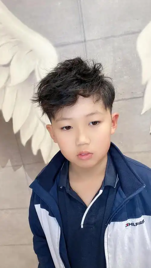 最帅气小男孩发型15款,清爽有型真精神,赶快挑一款吧