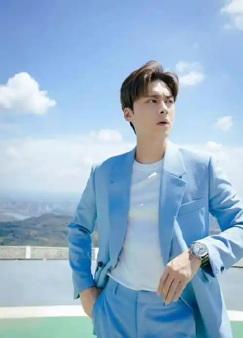 电视台撤销李易峰广告,本人"双声"半小时被删,高层也发文感慨