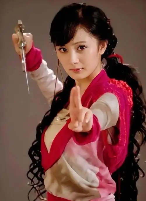 杨幂饰演《仙剑三》唐雪见角色引发粉丝热议|新闻女王|仙剑奇侠传三