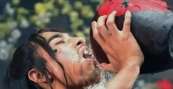 西门庆的脑袋坏掉了吗?明知武松是打虎英雄,为何还敢勾引潘金莲