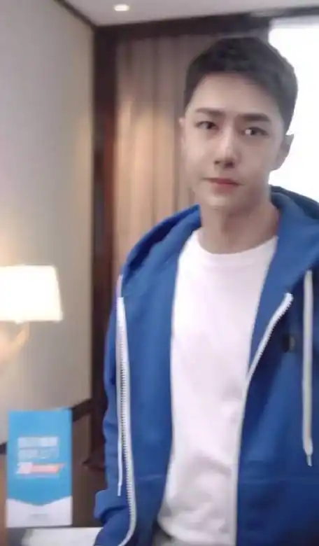 王一博杨震#王一博2021年5月杨震时期的广子好喜欢短毛啵啊!