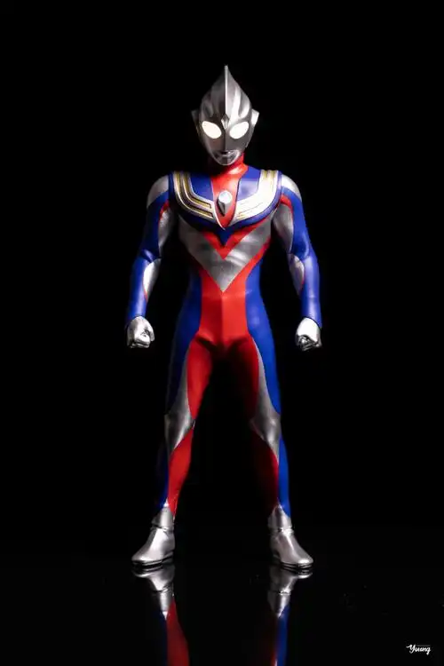 奥特曼##玩具摄影#玩具摄影——黑底教程希望对大家的模玩拍摄有微小