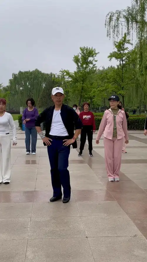 晨风大叔广场舞