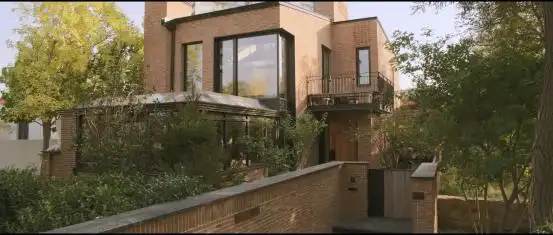 feng向标|《北辙南辕》:冯小刚拍了部审美在线的《小时代》?