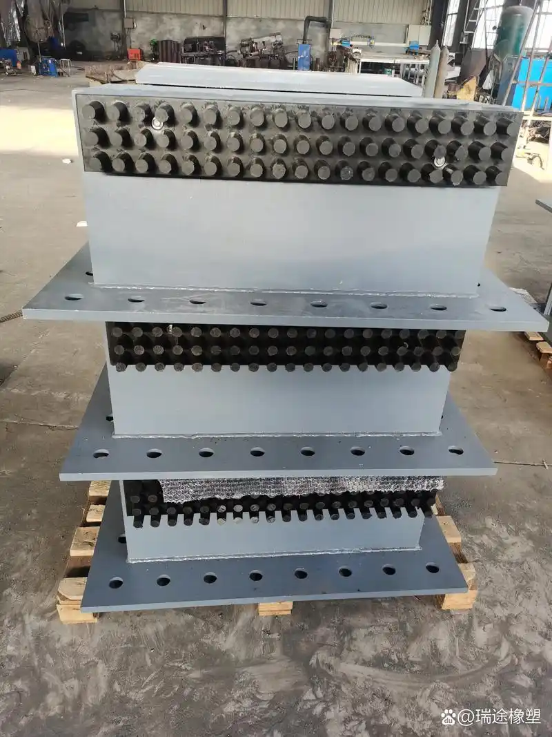 桥梁抗震挡块生产厂家