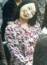 瑜伽能做到90度歪头吗