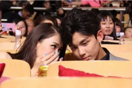 图吴磊陈乔恩合作拍电影默契十足私下两人相谈甚欢成为好朋友