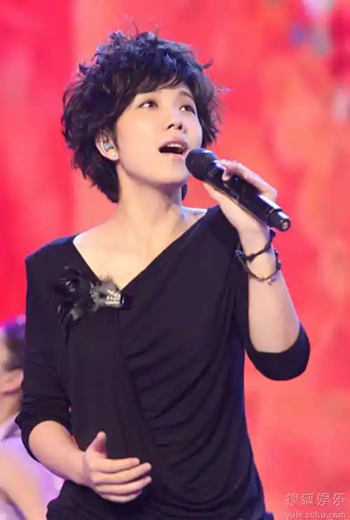 许飞李霄云不急宣传新专辑 做公益分享环保心得