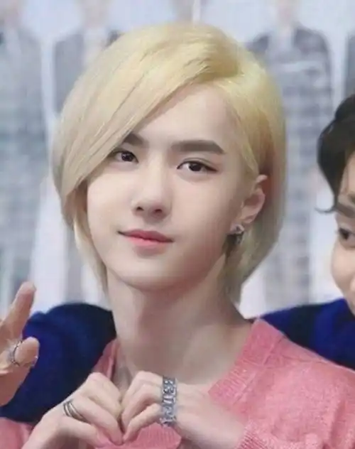 王一博本就有多个昵称,还自爆未公开小名,粉丝:id有新名字了!