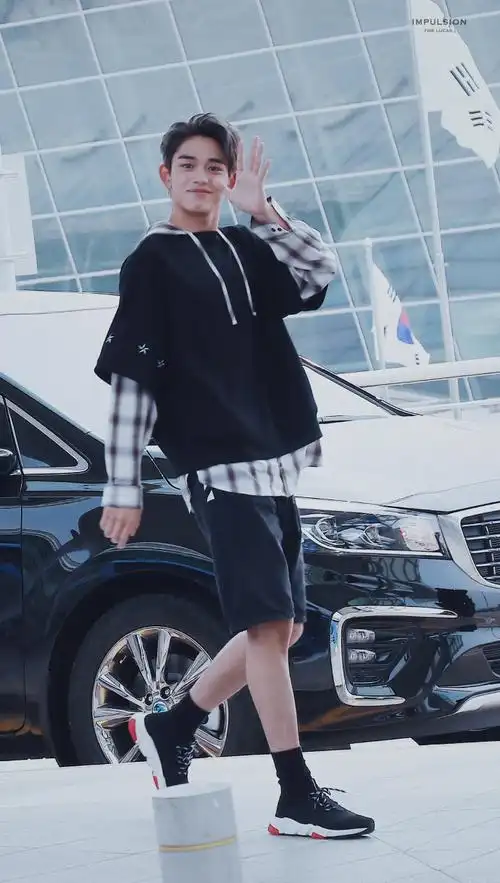 黄旭熙的那年今日